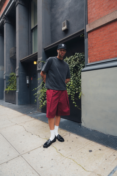 Avenue Pleated Short - Burgundy