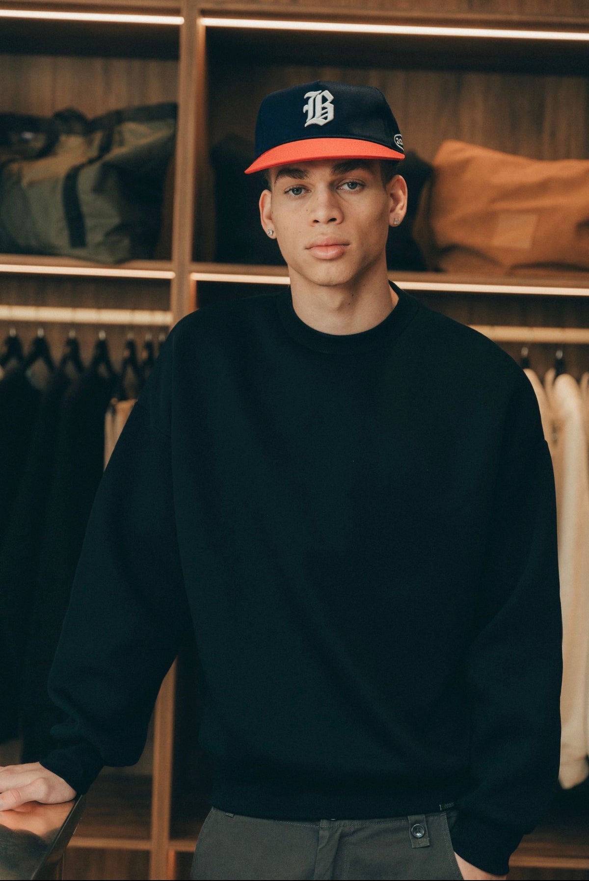 B Monogram Cap - Navy Red