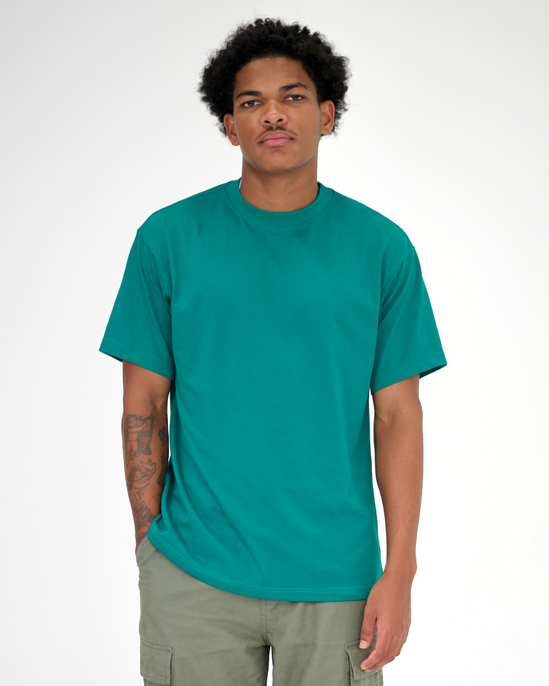 220 GSM REGULAR SLIM FIT T-SHIRT